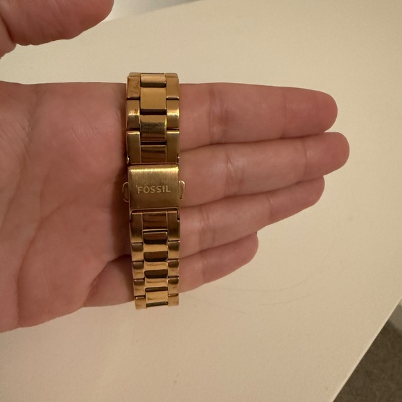 Fossil Watch Women's Rose Gold - Picture 2 of 4